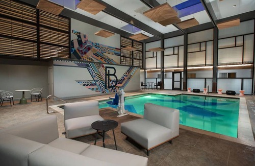 Northeast Dallas House | Downtown Dallas Leisure Hub: Pet-Friendly, Stylish Comfort! | 4 Units