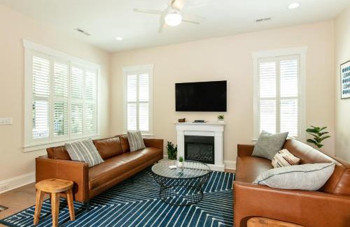 Brevard House | Downtown Delight