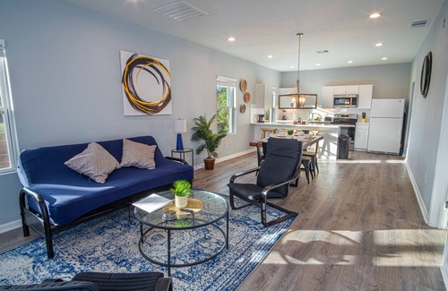 Denver Heights Cottage | Downtown Dream Home Spacious 4br/2ba Sleeps 12!