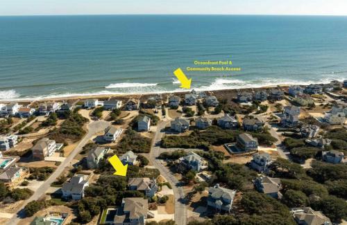 Duck House | Downtown Duck Resort Perks Ocean Views & Hot Tub