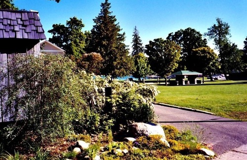 Harbor Springs House | Downtown Duplex with Views of Park, Beach, & Church