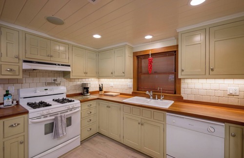 Chama House | Downtown Hideaway - Palmer's Place