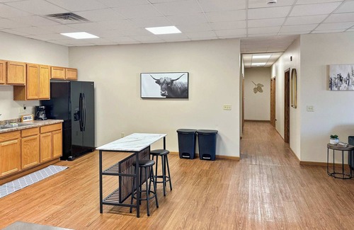 Historic Downtown La Crosse Apartment | Downtown La Crosse 3-Bedroom Retreat