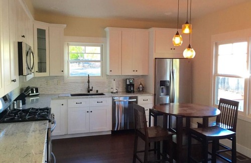 Murphys House | Downtown Location, Uptown Elegance! Re-Modeled “Murphys Original School House"