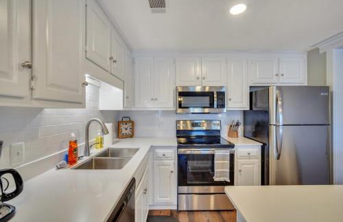 Statesboro Apartment | Downtown Loft - Above Bull & Barrel & Close to Georgia Southern