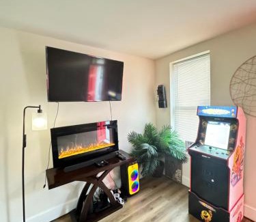 Downtown Baltimore House | Downtown Loft - Close to Topgolf, Horseshoe Casino, UM Baltimore