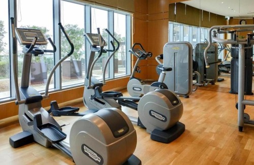 Downtown Dubai Apartment | Downtown Luxury - 5 star Hotel Facilities - 5 min walk to Dubai Mall