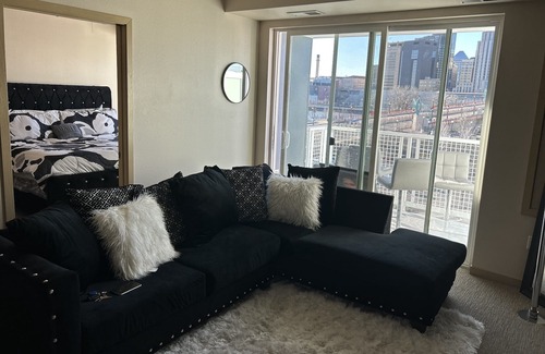 Riverview Condo | Downtown Luxury Condo with an amazing view!