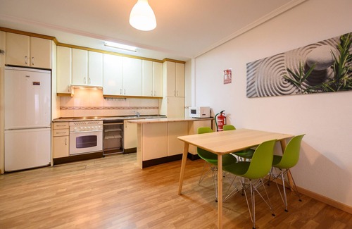 El Pilar Apartment | Downtown Madrid North Barrio del Pilar M (SAR28)
