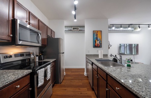 South Main Historic District Apartment | Downtown Memphis Blues Apartment Retreat