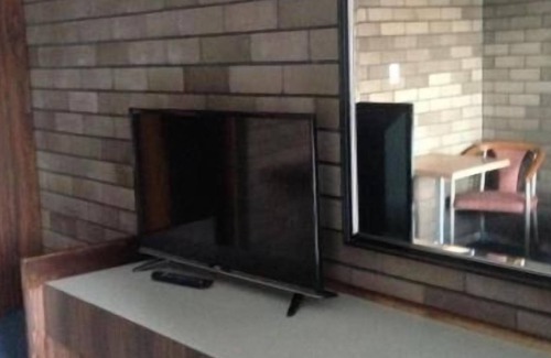 Wollongong Hotel | Downtown Motel
