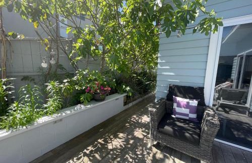 Mount Maunganui Villa | Downtown Mount Cottage