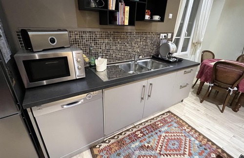 Lepante Quarter Apartment | Downtown Nice, rue Biscarra, 70 m² (750 ft²), renovated, quiet, AC, sunny, tram