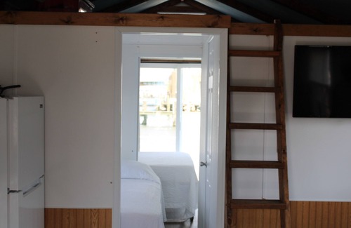 Ocean City Boat Rental | Downtown OC Houseboat's