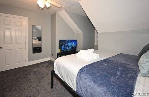 Windsor Park House | Downtown Peace Lodge (Kitchen and laundry included)