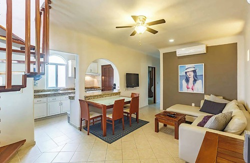 12th Street Apartment | Downtown Penthouse Near Beach