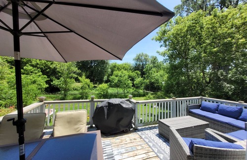 Prince Edward House | Downtown Picton cozy 2 bedroom home with Sandbanks pass