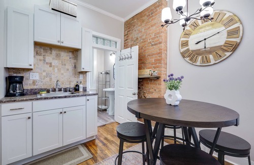 South Park Apartment | Downtown Private Studio w/Kitchenette-near UD