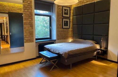Andrejsala Apartment | Downtown Retreat Loft-Industrial Studio