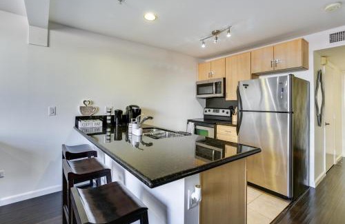 Marina District Apartment | Downtown San Diego Studio Walk to Gaslamp Quarter