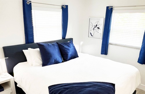 Gillespie Park House | Downtown Sarasota, Beach, Park, Sunshine, and FUN!