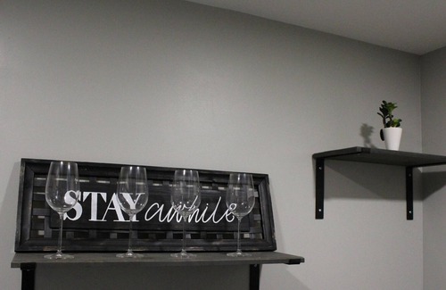 Park East Condo | Downtown Sarasota, Speakeasy