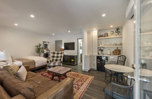 Sebastopol Apartment | Downtown Sebastopol Studio