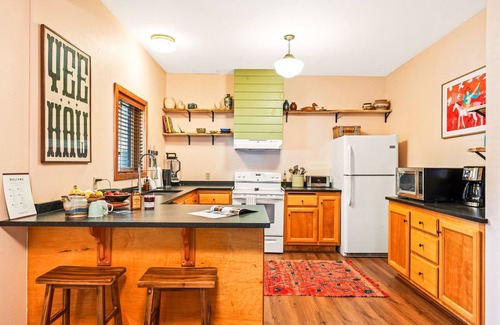 Sandpoint House | Downtown Stylish Townhome w/Sauna & HotTub!