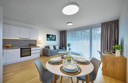 Smichov Apartment | DownTown Suites Andel