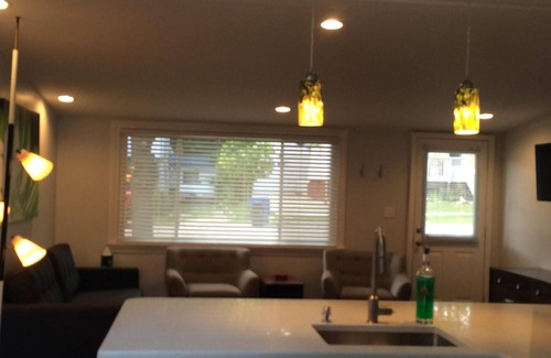 Lake Orion House | Downtown Lake Orion House ~ Brand new kitchen and bath!