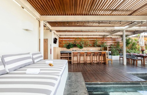 Downtown Villa | Downtown Villa in the Heart of Playa across Beach