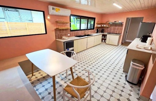 Obarrio House | Downtown Villa with Private Pool & Bar