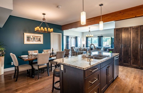 Revelstoke Condo | Downunder Mountain Retreat by Revelstoke Vacations