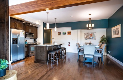 Revelstoke Condo | Downunder Mountain Retreat by Revelstoke Vacations