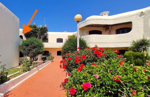 Vale de Covo Apartment | Dowtown Carvoeiro 1BDR Apart W view by LovelyStay