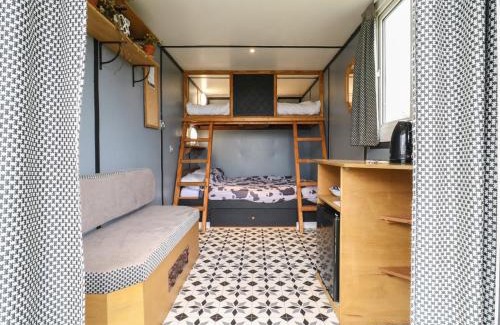 Woodbridge House | Dozy Dotty Cow Shed 4