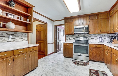 Lawrenceville House | DPI LODGE - ATL Vacation Rental, 4-bedroom w/Porch & Deck