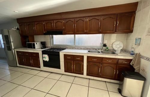 Mazatlan Apartment | Dpto CASA BRISA! a 600 metros de Playa&Malecon! Alberca!