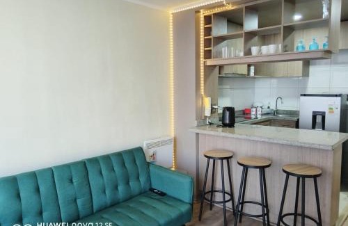 Las Rejas Apartment | Dpto moderno al lado Metro Estac opcional
