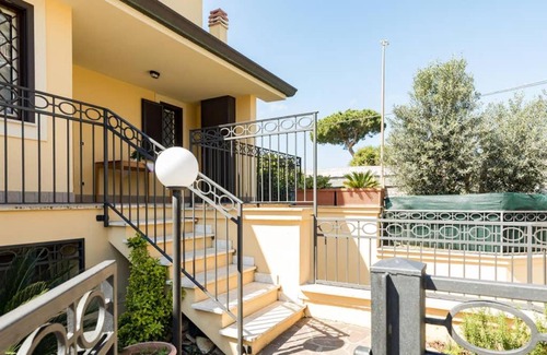 Zona XXXII Acilia Nord House | DRAGONA HOUSE