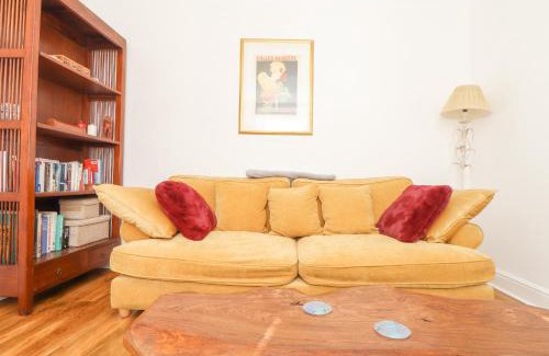 St. Stephen House | Dragonfly Cottage