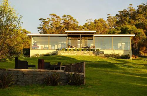 Rocky Hills House | Dragonfly Lodge