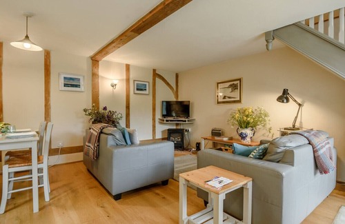 Rumburgh House | Dragonfly - Two Bedroom House, Sleeps 4