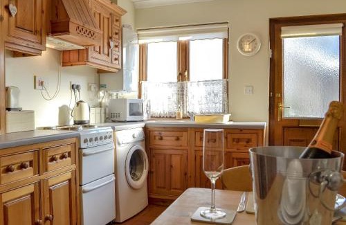 Abergavenny House | Draig's Cottage