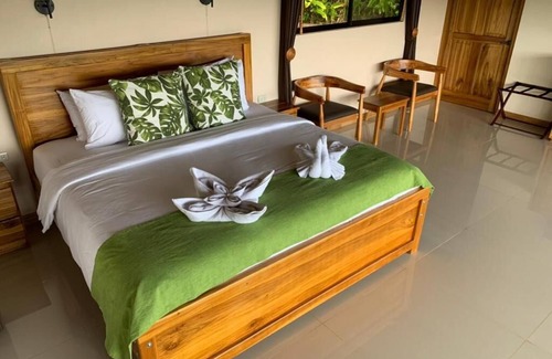 Drake Bay Hotel | Drake Bay Greenleaf