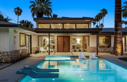Tahquitz River Estates Villa | Draves Estate by WE by ACME House Company