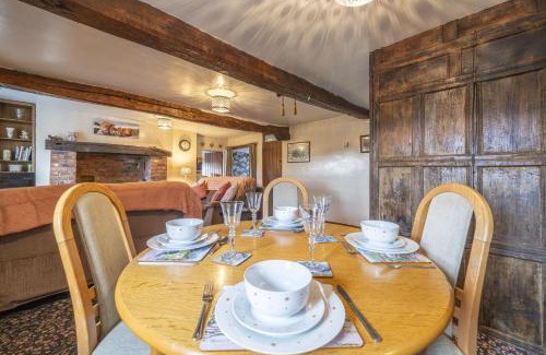 Sedbergh House | Drawell Cottage - Situated on a working farm