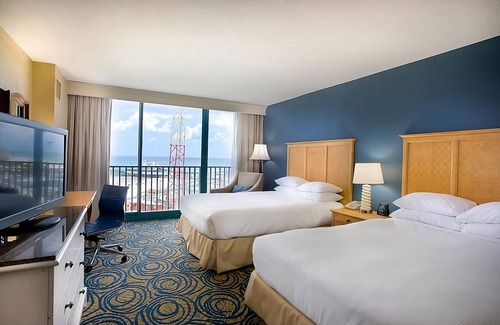 Brush - Stewarts Resort | Dream Beach Vacay! FOUR Units, 2 Swimming Pools & Spa! Right on the Beach