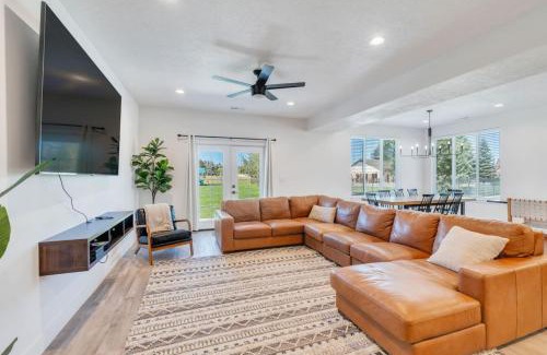 Garden City House | Dream Bear Lake Getaway w/Hot Tub & Yard
