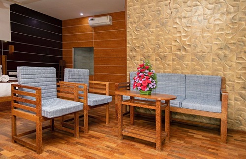 Chithirapuram Hotel | Dream Coconut Villa Resort